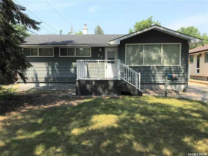 92 Flamingo Crescent Regina, SK S4S 0N1