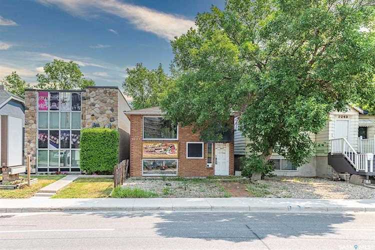 2237 Broad St Regina, SK S4P 1Y7