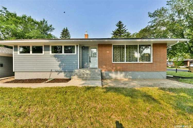 2 Darke Crescent Regina, SK S4S 3X9