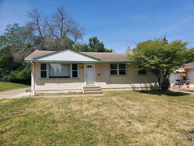1643 Wanda Street Saint Paul, MN 55117