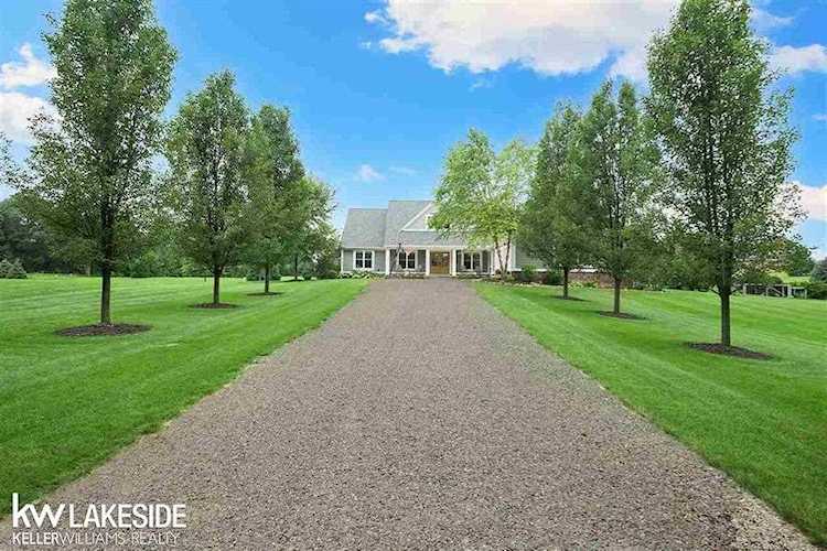 3472 Hodges Dryden Twp, MI 48428 | MLS 58050049974 Photo 1