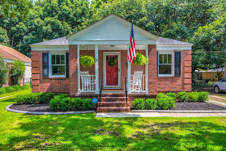 18 Yeadon Ave Charleston, SC 29407