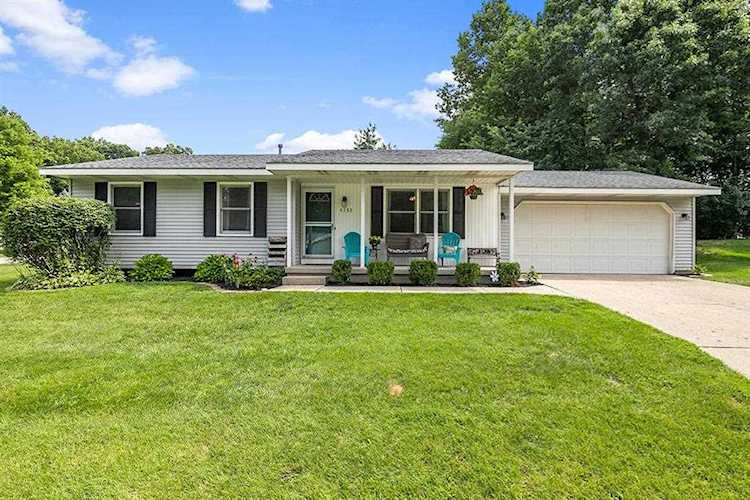 4162 Yorkwoods Lane NW Alpine Twp, MI 49321 | MLS 65021097231 Photo 1