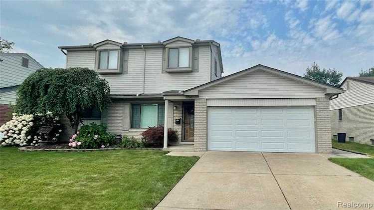 10766 Gulley St Taylor, MI 48180 | MLS 2210061390 Photo 1