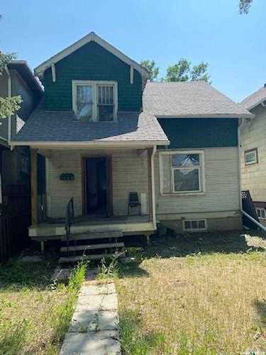 3707 Dewdney Ave Regina, SK S4S 6W2