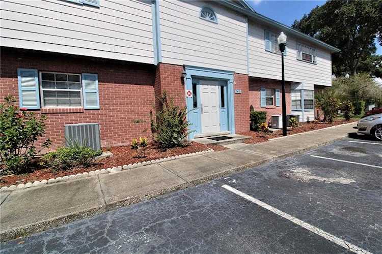 7401 Daniel Webster Dr #4 Winter Park, FL 32792