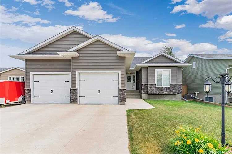 218 Maple Dr Allan, SK S0K 0C0