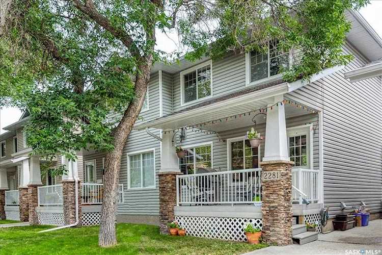 2281 Treetop Ln Regina, SK S4P 4V8