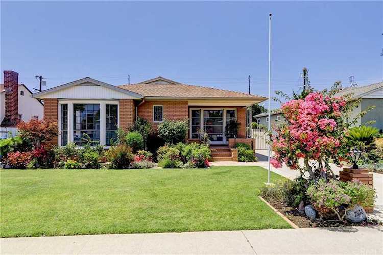 2935 Greenfield Ave, Los Angeles, CA 90064 | RubyHome Photo 1