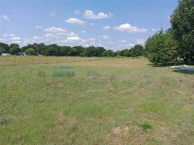5406 Brown Court Tolar, TX 76476