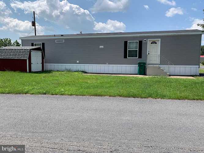 106 Ethan Ave New Bloomfield, PA 17068