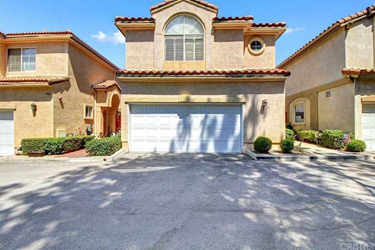 13775 Glenoaks Blvd #7, Sylmar, CA 91342 | RubyHome Photo 1