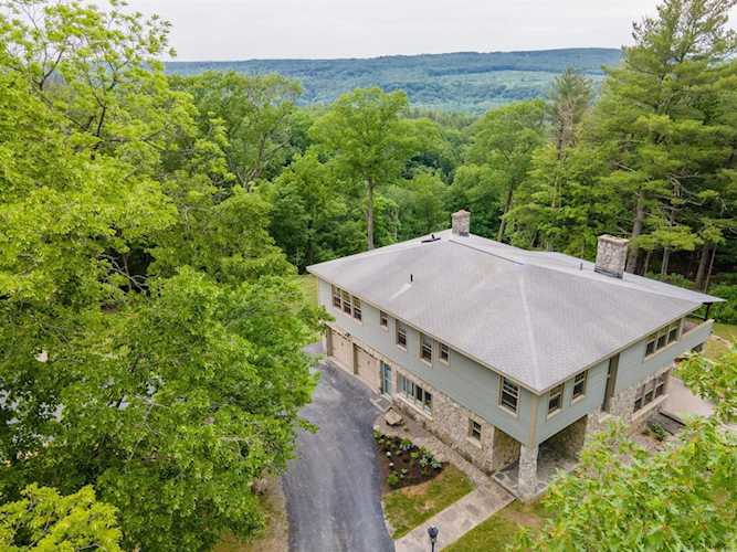 48 Agawam La Altamont, NY 12009