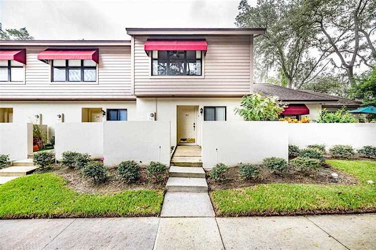 821 Oak Park Pl Brandon, FL 33511 | MLS T3321610 Photo 1