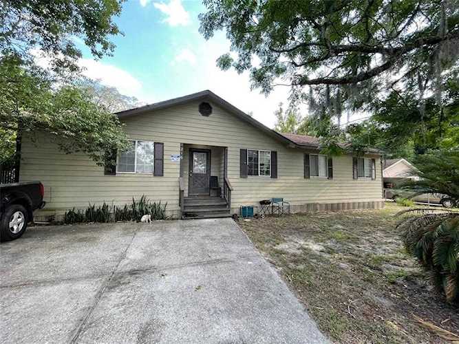 216 E 15th St Apopka, FL 32703