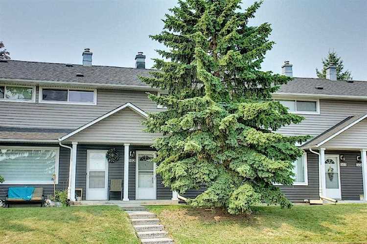 662 Regal Park NE Calgary, AB T2E 0S6