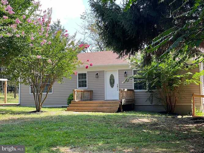 6749 Grays Mill Rd Warrenton, VA 20187