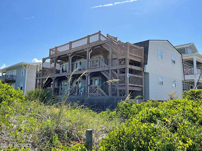 20 E Greensboro Street Wrightsville Beach, NC 28480