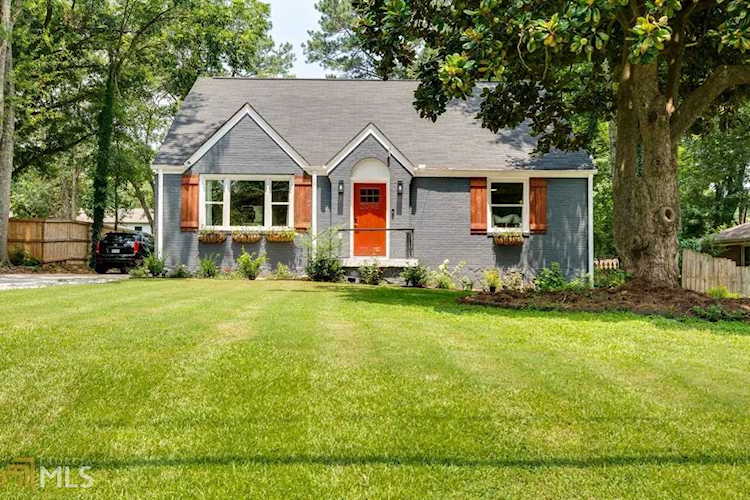 2048 Mcafee Road Decatur, GA 30032