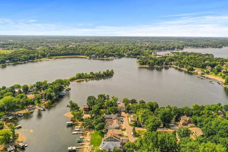 15219 Fairbanks Trail NE Prior Lake, MN 55372
