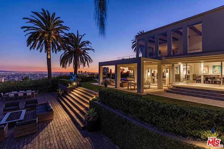 1380 Mockingbird Place Los Angeles, CA 90069