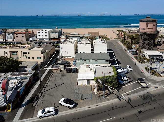 130 Anderson St Sunset Beach, CA 90742