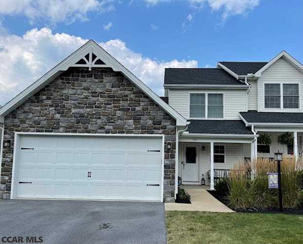 207 Rosehill Drive Bellefonte, PA 16823 | home for sale | KBB Photo 1