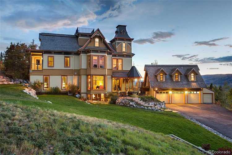 2405 Ski Trail Ln Steamboat Springs, CO 80487
