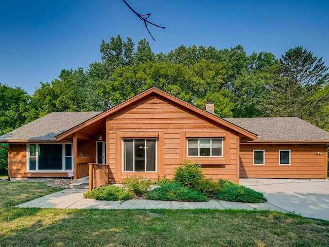 2535 Condon Court Mendota Heights, MN 55120