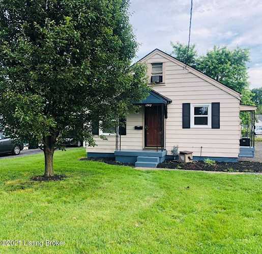 1742 Theresa Ave Louisville, KY 40216 | MLS 1586929 Photo 1