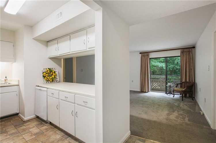 475 Mount Vernon Highway NE #B109 Sandy Springs, GA 30328 | MLS 6909346 Photo 1