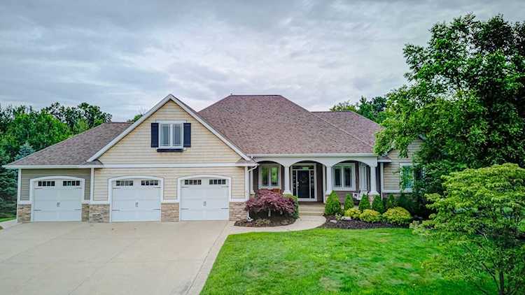 3473 Palmer Dr Saugatuck, MI 49453