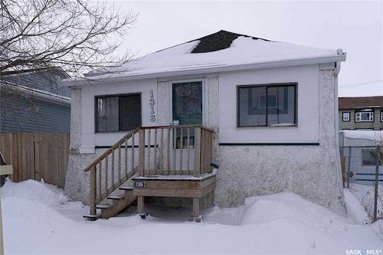 1316 Angus St Regina, SK S4T 1Y8