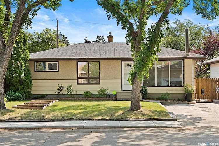 133 Mccannel St Regina, SK S4R 1A6