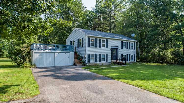 1624 Branch Rd Wells, ME 04090