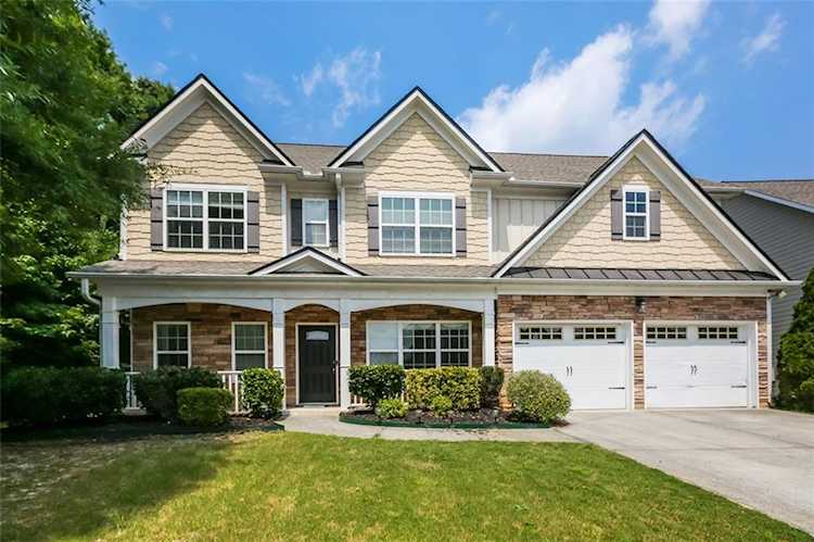 6223 Sapphire Ct Sugar Hill, GA 30518