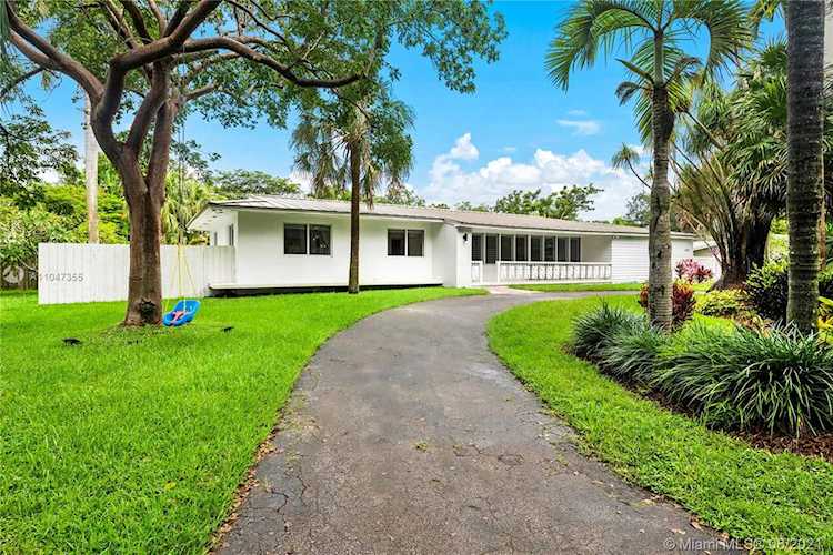 14740 SW 83rd Pl Palmetto Bay, FL 33158