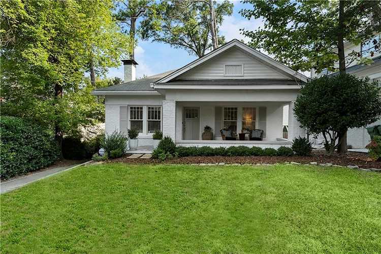 122 Ridgeland Way NE Atlanta, GA 30305 | MLS 6925039 Photo 1