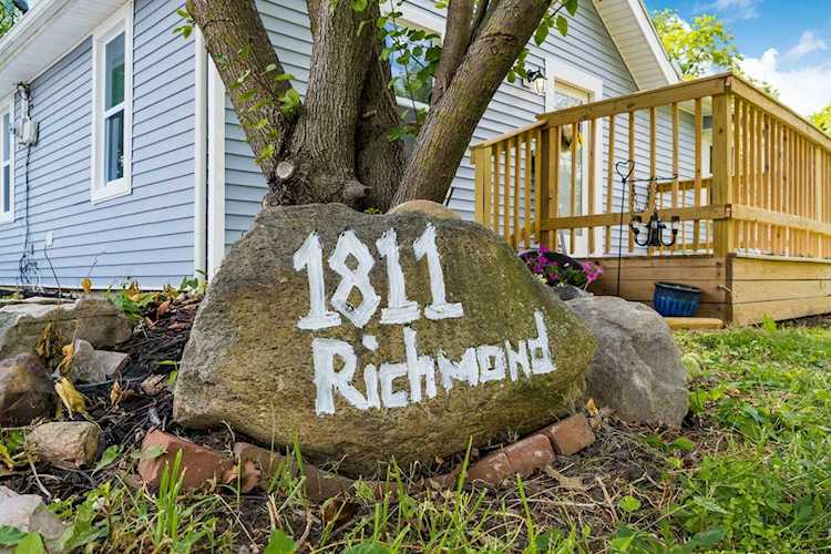 1811 Richmond Road Columbus, OH 43223 | MLS 221030142 Photo 1