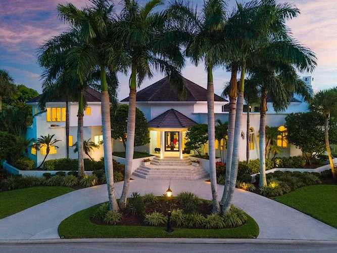 3944 Losillias Dr Sarasota, FL 34238