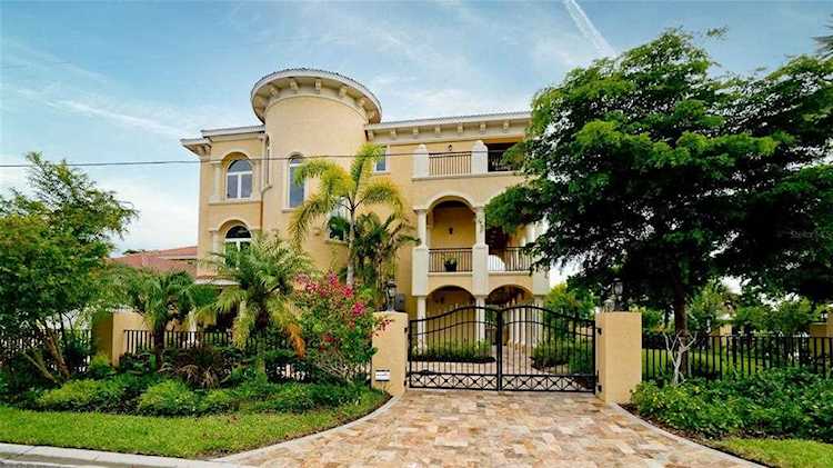 1506 Mallard Ln Sarasota, FL 34239