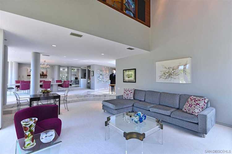 2640 Inyaha Lane La Jolla, CA 92037