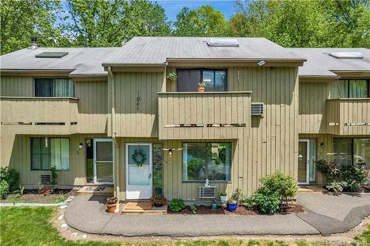 54 Saginaw Trail #54 Guilford, CT 06437 | MLS 170394423 Photo 1