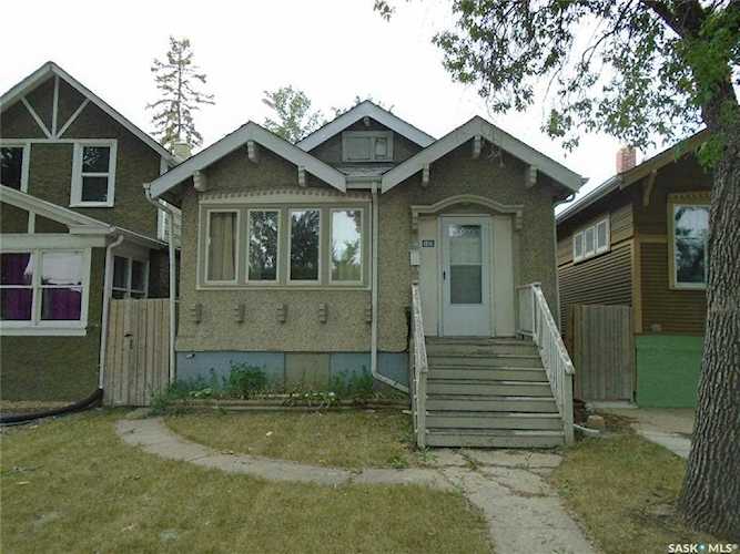 1930 Quebec St Regina, SK S4P 1J7
