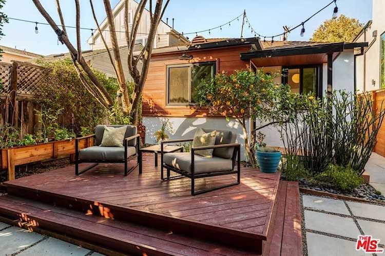 1830 Walgrove Ave, Los Angeles, CA 90066 | RubyHome Photo 1