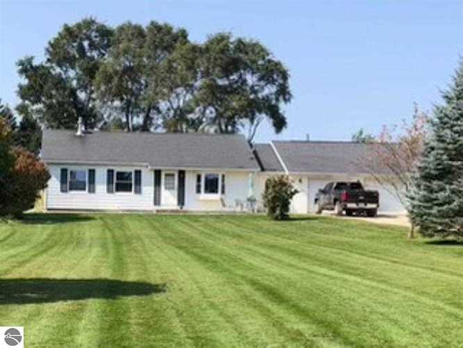 603 N Bamber Road Mt Pleasant, MI 48858