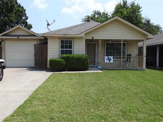 903 Maples Avenue Mckinney, TX 75069