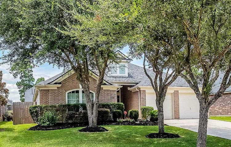 15815 Magnolia Shores Ln Houston, TX 77044
