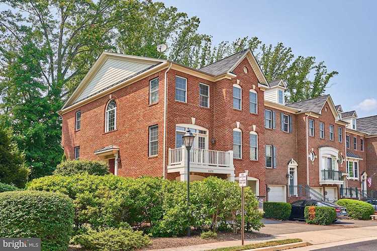 4458 Black Ironwood Dr Fairfax, VA 22030 | MLS ® VAFX2010268 Photo 1