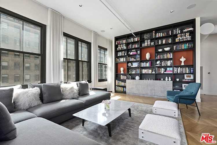 1645 N Vine St #606 Los Angeles, CA 90028